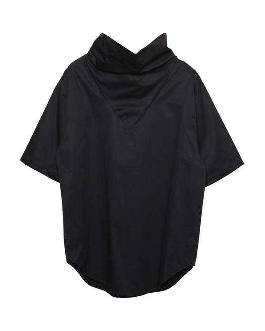 Lightweight Black Techwear T-Shirt with Chain Detailing – Moisture-Wicking, Breathable Fabric, Modern Urban Style